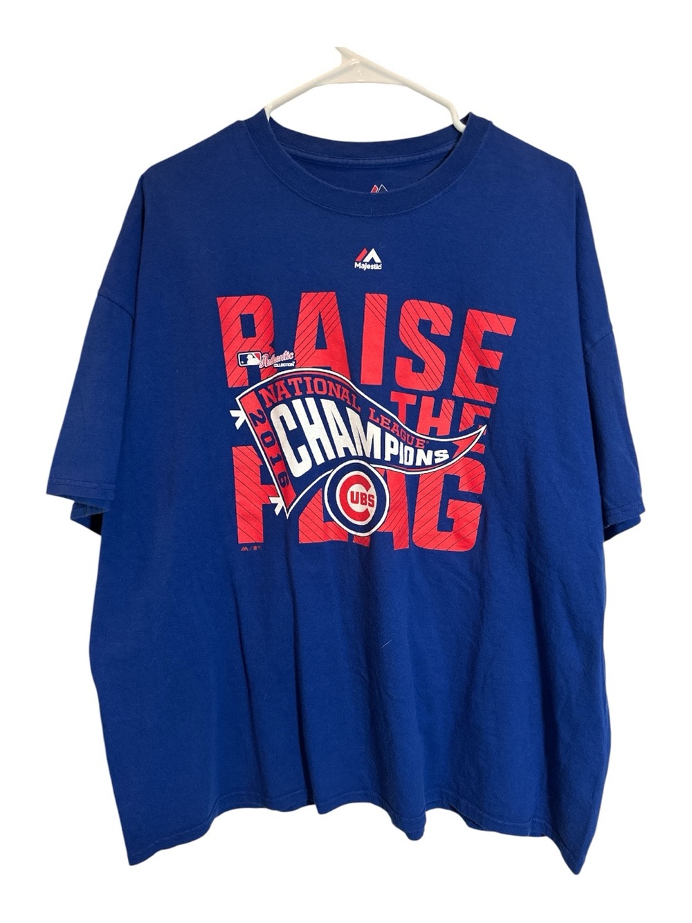 Majestic Men's Chicago Cubs 2016 NL Champions Raise The Flag T-Shirt 2XL